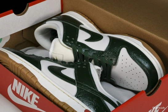 FJ2260-002 Low Dunk Nike Green Gorge 0104